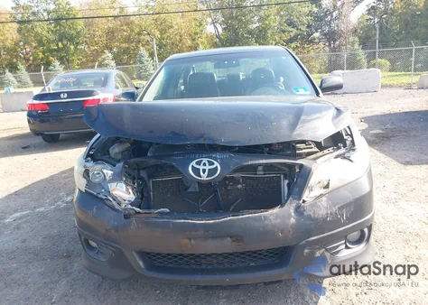 2011 Toyota Camry Se/Le/Xle z USA, uszkodzony, nr VIN 4T1BK3EKXBU629206